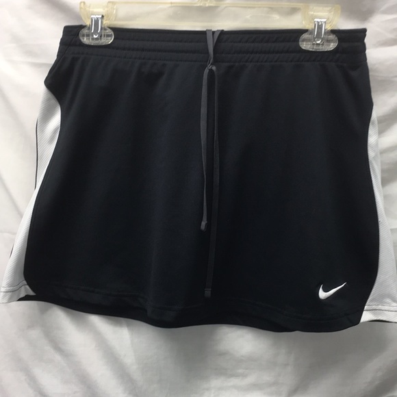 Nike Dri fit mini skirt ladies sz S - Picture 2 of 4